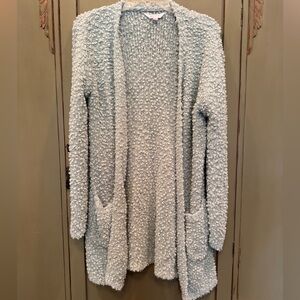 Elegant Women's Cardigan in Soft teal